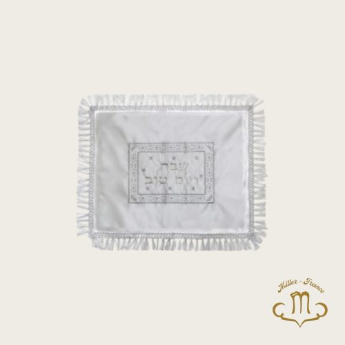 couvre pain en satin blanc