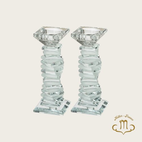 Paire de bougeoirs élégants en cristal
