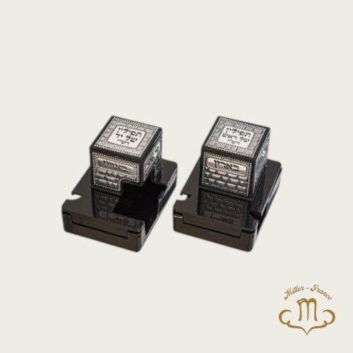 Paire de boîtes à Téfilines en plastique, taille 34, noires avec plaque